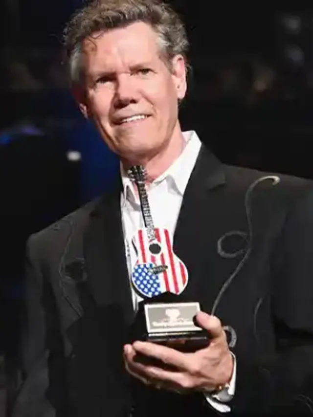 Randy Travis Wins 2016 Artist Career Achievement Award